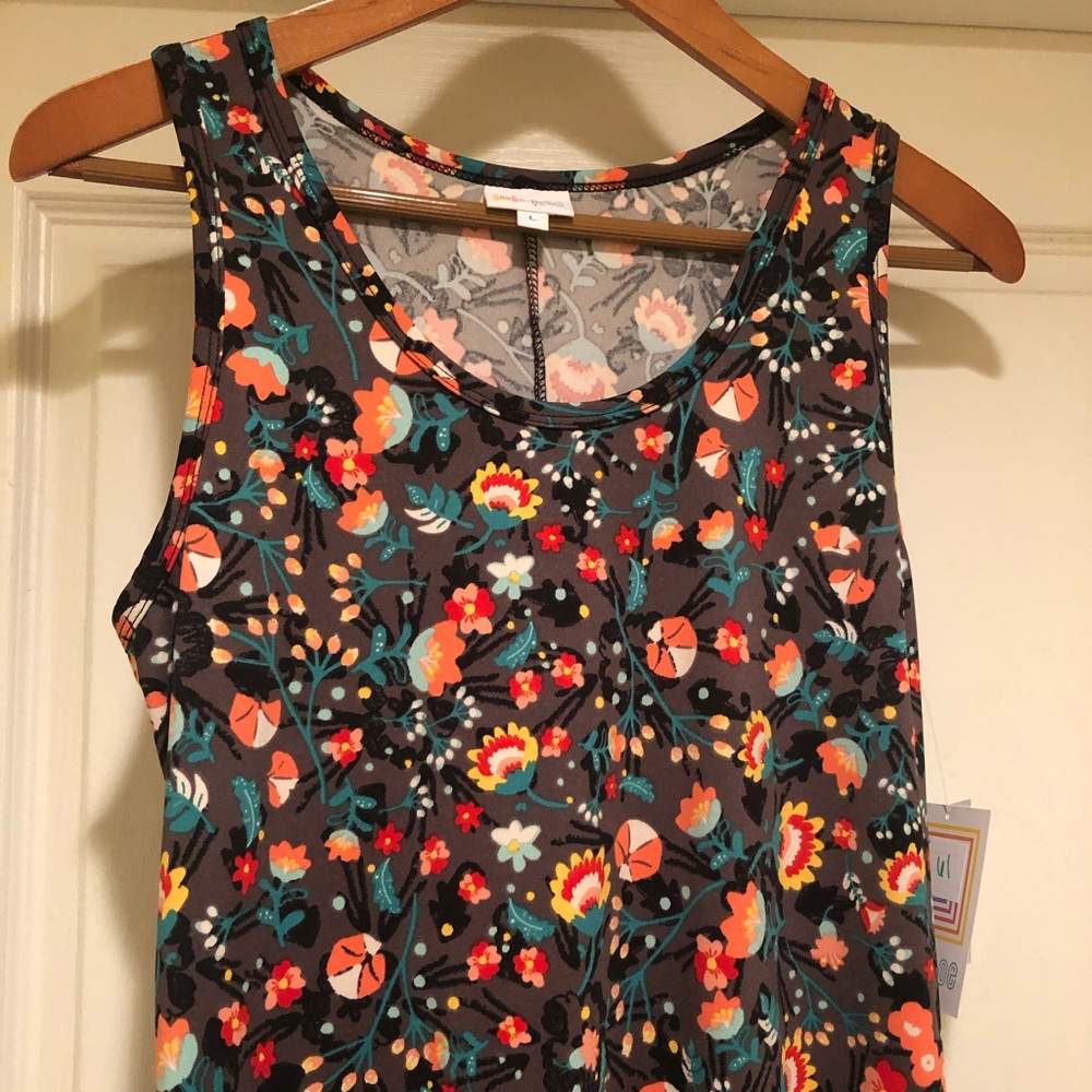 Large LuLaRoe Maxi Dress with floral print